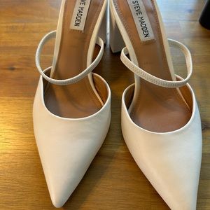 Steve Madden heel